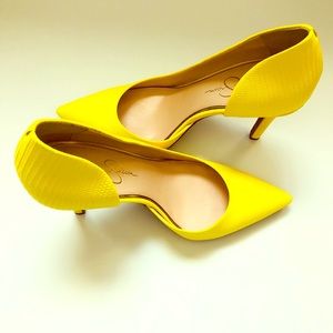 Jessica Simpson pumps size 10M.